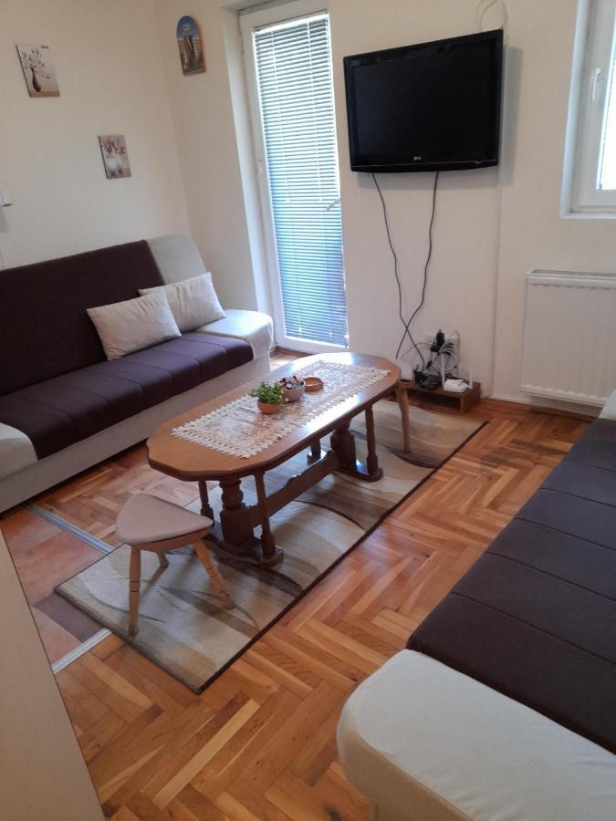 N&N Apartment Brzece Bagian luar foto